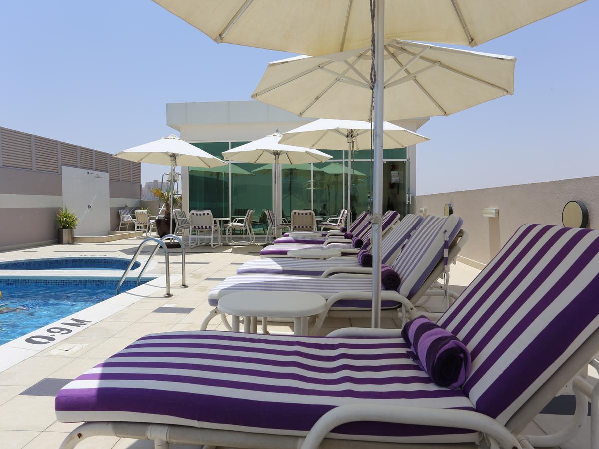 Premier Inn Dubai Silicon Oasis Экстерьер фото