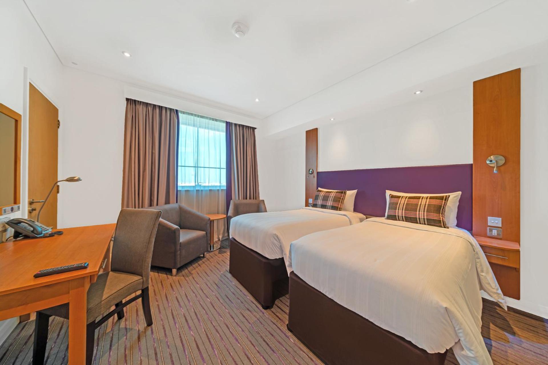 Premier Inn Dubai Silicon Oasis Экстерьер фото